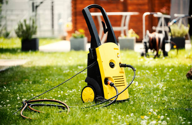 Best Sidewalk and Walkway Pressure Cleaning in Lakeside, FL